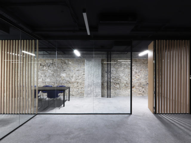 Η αρχιτεκτονική ενός γραφείου στη Βουκουρεστίου μας προετοιμάζει για τις εταιρείες του μέλλοντος