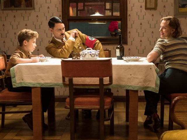 «Τζότζο»: Για να σατιρίσεις τους Ναζί, εκτός από μια πρωτότυπη ιδέα και την Σκάρλετ Τζοχάνσον, χρειάζεται και θάρρος.