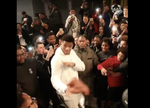 Δείτε τον ξέφρενο χορό του Γιάννη Αντετοκούνμπο στο Παρίσι [ΒΙΝΤΕΟ]