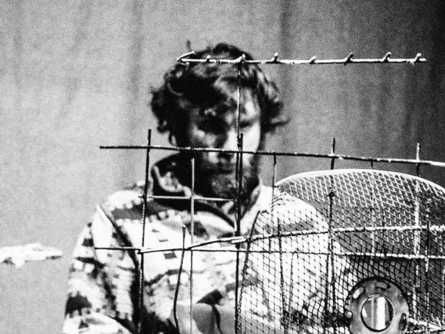 Αλκίνοος Δωρής: «Παρότι νέοι, πιστεύουμε στον πρωταρχικό σεβασμό για το θέατρο»