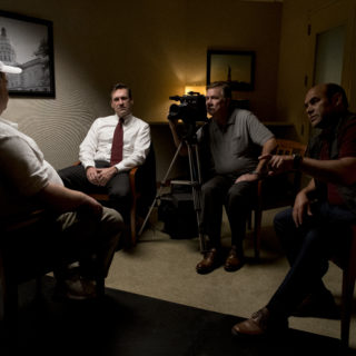 «Η Μπαλάντα του Ρίτσαρντ Τζούελ»: Κλιντ Ίστγουντ, τα fake news είναι δίκοπο μαχαίρι…