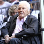 Πέθανε ο Κερκ Ντάγκλας