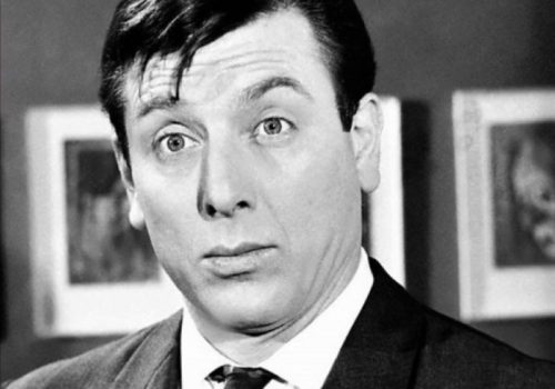 Πέθανε ο Κώστας Βουτσάς