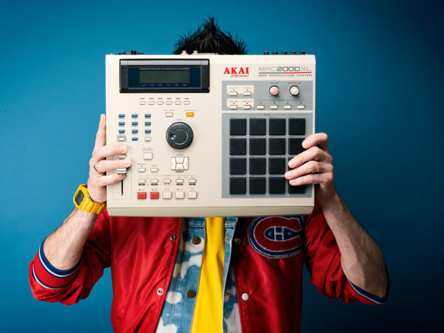 Ο Manudigital έρχεται από την Γαλλία κι είναι ο πιο δραστήριος beat maker της ψηφιακής reggae