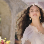 Η καλλονή κόρη της Μόνικα Μπελούτσι σε καμπάνια μεγάλου οίκου μόδας [ΒΙΝΤΕΟ]