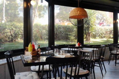 Κορωνοϊός: Από 6 Ιουνίου ανοίγουν οι κλειστοί χώροι στην εστίαση- Από 1η Ιουλίου οι συναυλίες