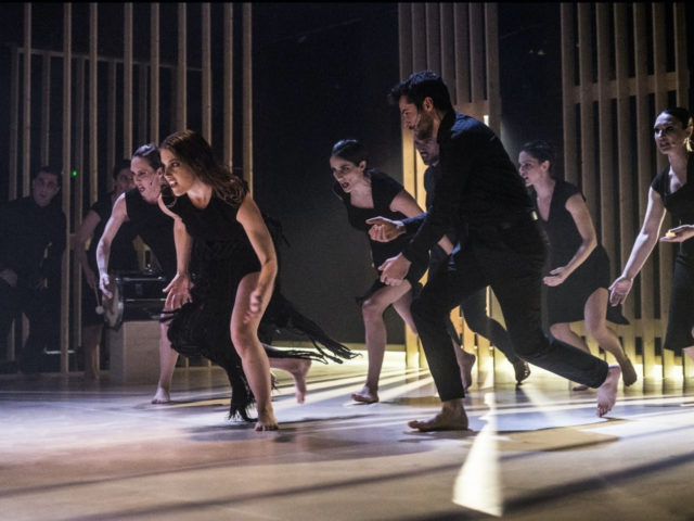 Αρχαία ελληνική γραμματεία στο θέατρο, Μαθήματα πολέμου ΙΙI – Ηλέκτρα