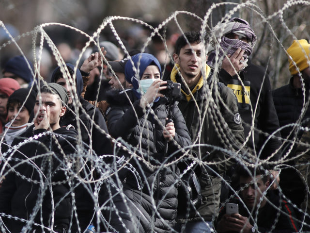 Έβρος: Πάνω από 24.000 αποτροπές και σχεδόν 200 συλλήψεις από το πρωί του Σαββάτου