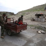 Αφγανιστάν: Οι επιθέσεις των Ταλιμπάν και η χθεσινή αμερικανική αεροπορική επιδρομή θέτουν σε κίνδυνο την ειρηνευτική συμφωνία μεταξύ ΗΠΑ και ανταρτών