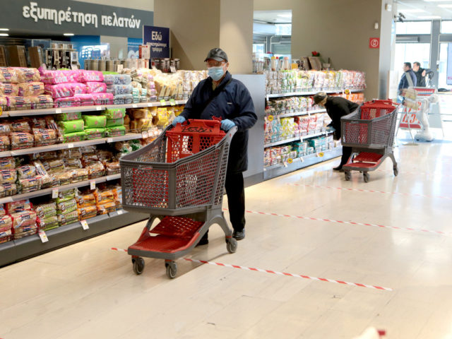 Τηρείται στα σούπερ μάρκετ η προσέλευση ενός πελάτη ανά 10 τ.μ.; Ηρέμησαν τα πράγματα;