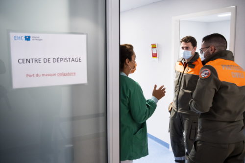 Ελβετία-Kορονοϊός: Ξεπέρασαν τα 8.800 τα κρούσματα