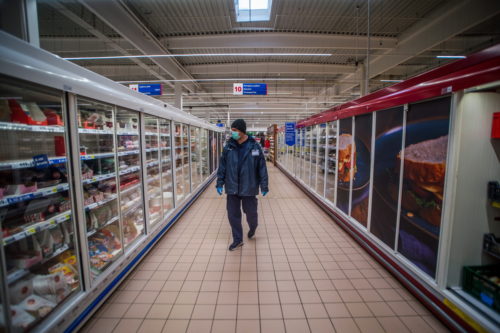 Κορωνοϊός: Σχεδόν το ήμισυ του παγκόσμιου εργατικού δυναμικού κινδυνεύει να χάσει τα προς το ζην