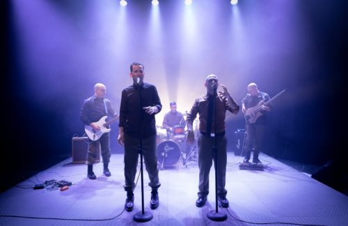 Δείτε δωρεάν τη μουσικοθεατρική παράσταση «Ύψωμα 731» του Άρη Μπινιάρη