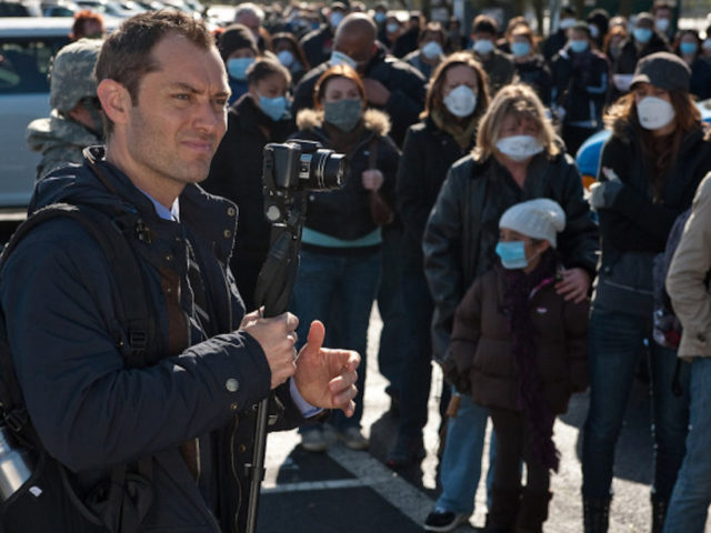 Τι να δείτε (και πού) στο σπίτι σας τώρα που είναι κλειστά τα σινεμά…