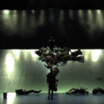 Δείτε δωρεάν ολόκληρη την ιστορική παράσταση «2» του Δημήτρη Παπαϊωάννου