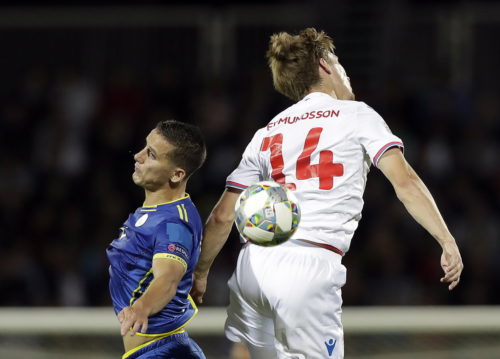 Κορονοϊός: Στα Νησιά Φερόε θα απαγορεύσουν στους ποδοσφαιριστές να φτύνουν