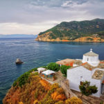 Ελλάδα-Κορονοϊός: Πλήρη απαγόρευση μετακινήσεων ζητούν τρεις δήμαρχοι