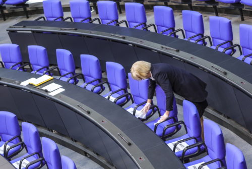 Γερμανία: Χριστιανοδημοκράτες βουλευτές ζητούν από την Κομισιόν την άμεση μεταφορά προσφυγόπουλων από την Ελλάδα