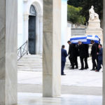 Το τελευταίο αντίο στον Μανώλη Γλέζο