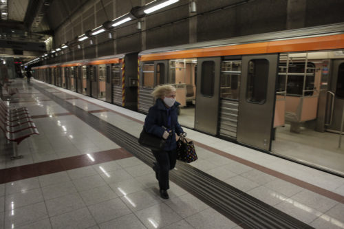 Κλειστός ο σταθμός Μετρό «Πανεπιστήμιο» με εντολή της ΕΛΑΣ