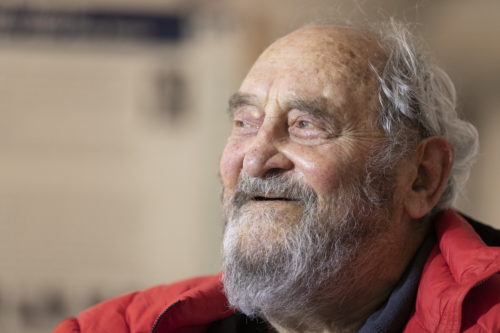 Πέθανε ο Ντένις Γκόλντμπεργκ, φυσιογνωμία του αγώνα κατά του απαρτχάιντ