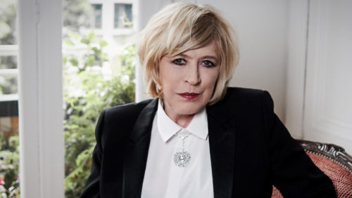 Η Μάριαν Φέιφθουλ πήρε εξιτήριο ύστερα από 22 ημέρες μάχης με τον κορονοϊό