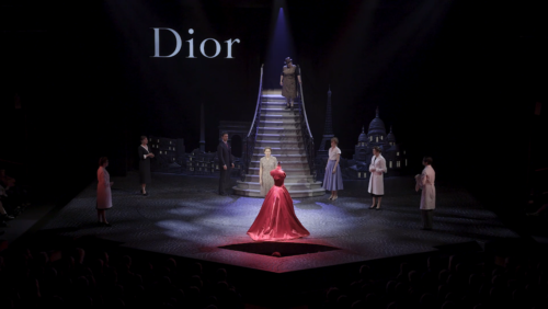 Δείτε το πολυβραβευμένο μιούζικαλ «Τα λουλούδια στην κ. Χάρις»