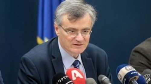 Σταματά η καθημερινή ενημέρωση από Τσιόδρα- Χαρδαλιά