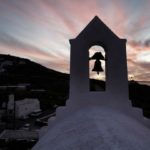 Κορονοϊός: Δύο δικογραφίες σε Αθήνα και Κέρκυρα για την προσφορά Θείας Μετάληψης παρά την απαγόρευση