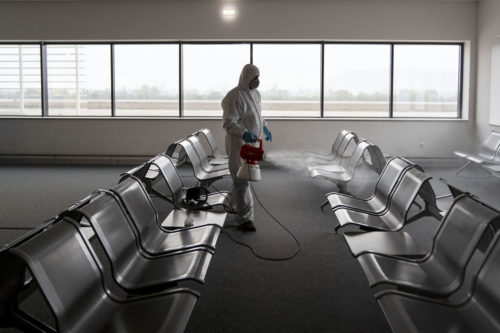 Υγεία: Η πολύ δύσκολη άνοιξη της Ευρώπης – Το τρίτο κύμα της πανδημίας εξαπλώνεται γρήγορα και παντού