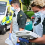 Βρετανία-Κορωνοϊός: Μια υπάλληλος στα εκδοτήρια εισιτηρίων του σιδηροδρόμου πέθανε έχοντας μολυνθεί από επιβάτη