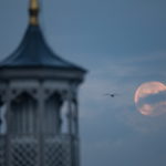 Η οργάνωση «Ισλαμικό Κράτος» ανέλαβε την ευθύνη για το μακελειό σε τζαμί στο Πακιστάν