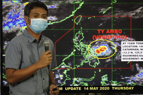 Φιλιππίνες: Δεκάδες χιλιάδες εγκατέλειψαν τα σπίτια τους εν μέσω πανδημίας κορωνοϊού