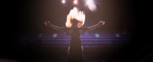 «Είμαστε Όλοι Εδώ»: 46 δημιουργοί φτιάχνουν ένα προσωπικό βίντεο για το Θέατρο Πορεία