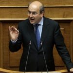 Σφοδρή αντιπαράθεση στη Βουλή για το νομοσχέδιο για το περιβάλλον