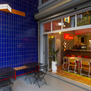 Kobra: Η νέα αθηναϊκή άφιξη είναι ένα «δημιουργικό χάος», ένα ευχάριστα εκρηκτικό συνονθύλευμα