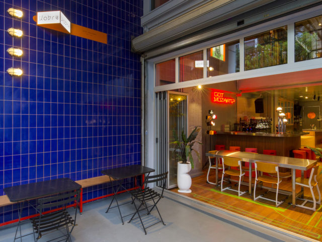 Kobra: Η νέα αθηναϊκή άφιξη είναι ένα «δημιουργικό χάος», ένα ευχάριστα εκρηκτικό συνονθύλευμα