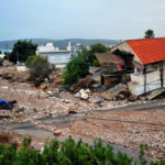 Δίκη για την τραγωδία στην Μάνδρα: Τι έφταιξε σύμφωνα με τον καθηγητή Ευθύμιο Λέκκα;