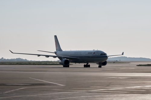 Μέχρι τέλος Ιουνίου η υποχρεωτική καραντίνα ταξιδιωτών από χώρες υψηλού κινδύνου