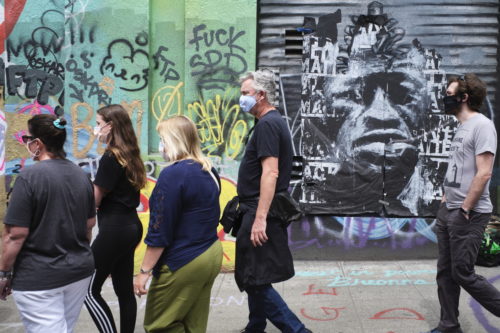 ΗΠΑ: Ένας άνδρας τραυματίστηκε από πυροβολισμούς στη διάρκεια διαδήλωσης στο Νέο Μεξικό