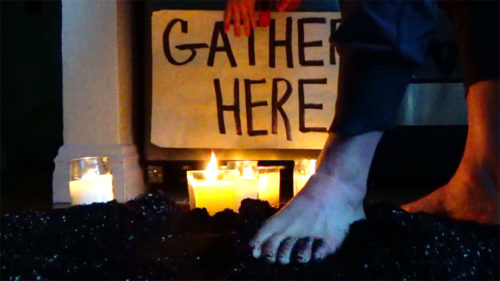 Δείτε το Enter της Emily Johnson: «Σκέφτομαι το έδαφος όταν εκτελώ αυτό τον χορό»