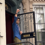 Δολοφονία Τζορτζ Φλόιντ: Άνοιξε το σπίτι του σε πάνω από 60 διαδηλωτές για 8 ώρες, προκειμένου να τους προστατεύσει από την αστυνομική βία [ΒΙΝΤΕΟ[