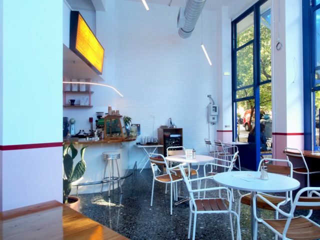 Το Joshua Tree Café είναι το υγιεινό pop diner που φέρνει την Καλιφόρνια στο Μετς