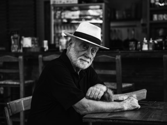 Θανάσης Παπαγεωργίου: «Το χειρότερο πράγμα που μπορεί να συμβεί στον άνθρωπο είναι να ξέρει πότε θα πεθάνει»