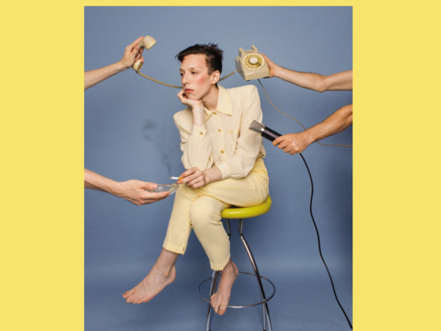 Στο τρίτο του άλμπουμ ο Kristof κάλεσε σε “Talkshow” τον εαυτό του