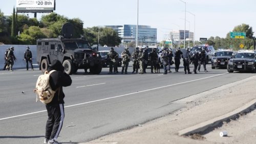 ΗΠΑ: Ο Τραμπ βγάζει τον στρατό στο δρόμο