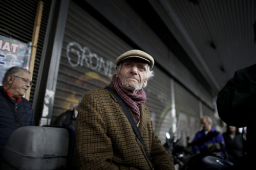 Βρούτσης: Πιστώνονται σήμερα το βράδυ τα αναδρομικά των επικουρικών συντάξεων