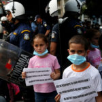 Γιατροί Χωρίς Σύνορα: «Να βρουν άμεσες λύσεις για τη στέγαση των προσφύγων που κοιμούνται στους δρόμους»