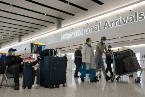 Βρετανία-Kορωνοϊός: Έληξαν τα μέτρα καραντίνας για πολλούς προορισμούς