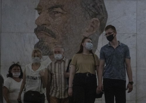 Ρωσία-Κορονοϊός: Ο αριθμός των κρουσμάτων πλησιάζει τα 800.000